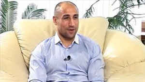 Ashxarhi Hayere - Arthur Abraham